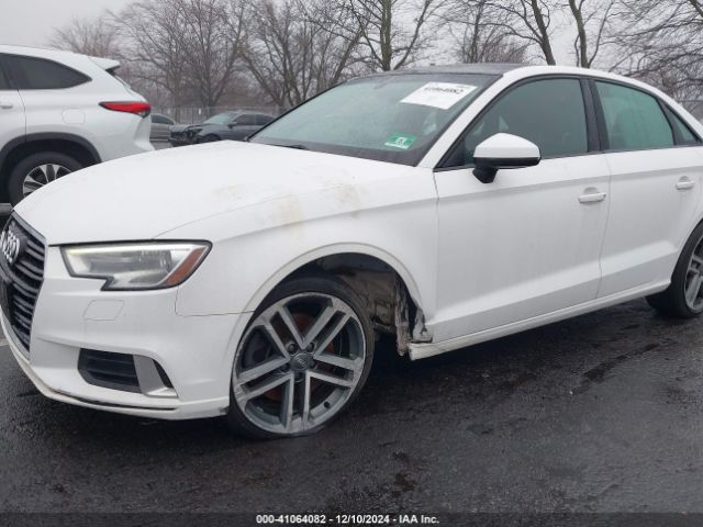 Photo 5 VIN: WAUB8GFF3J1064273 - AUDI A3 