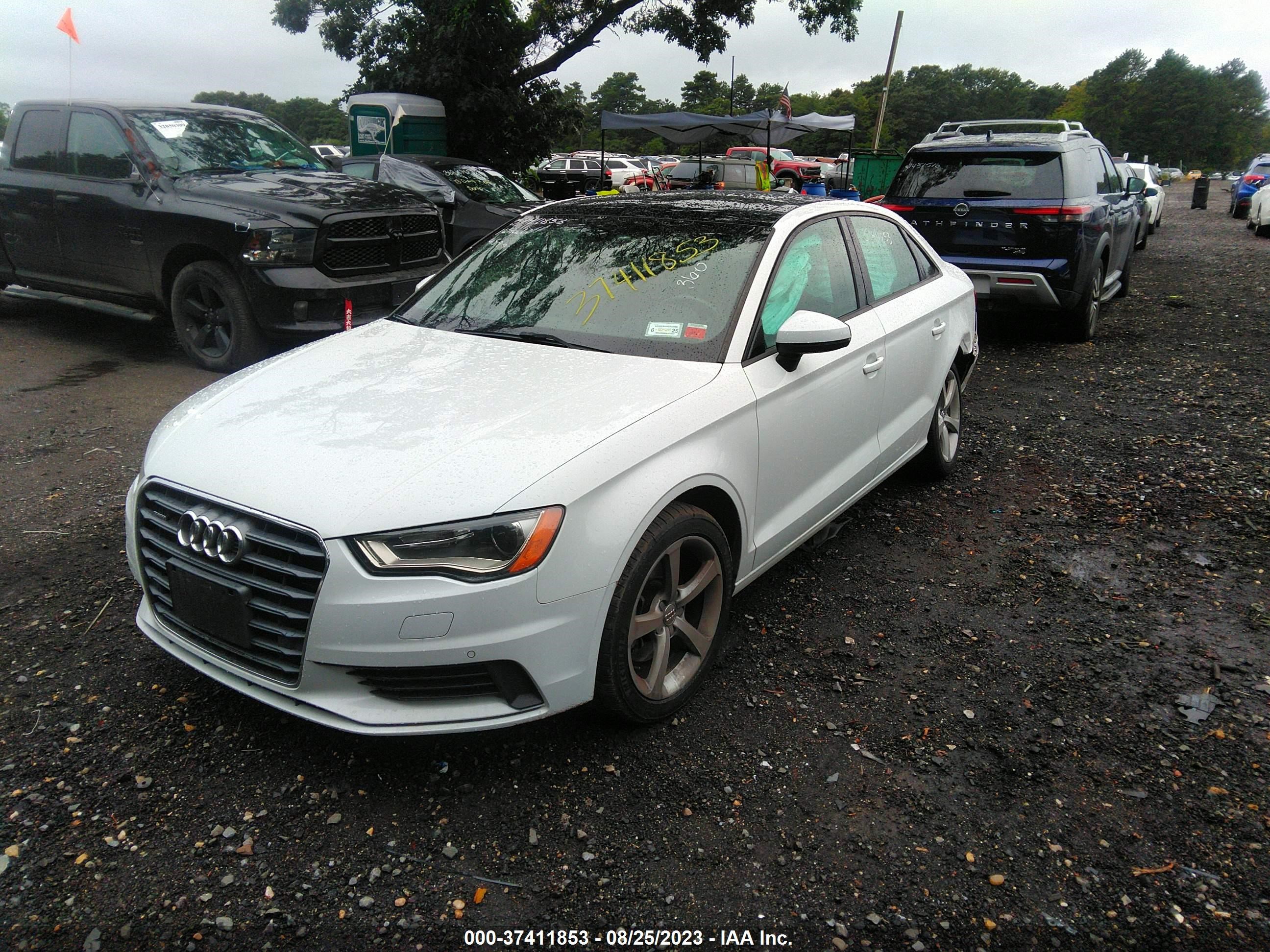 Photo 1 VIN: WAUB8GFF4G1070298 - AUDI A3 