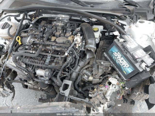 Photo 9 VIN: WAUB8GFF4G1115241 - AUDI A3 