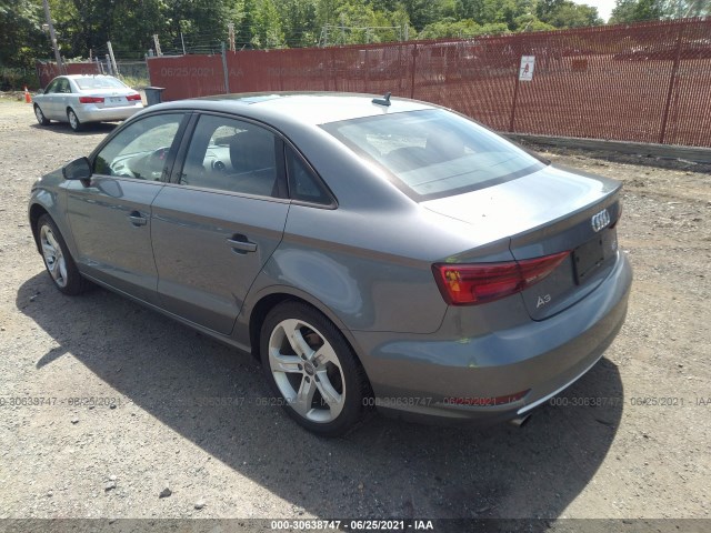 Photo 2 VIN: WAUB8GFF5H1032886 - AUDI A3 