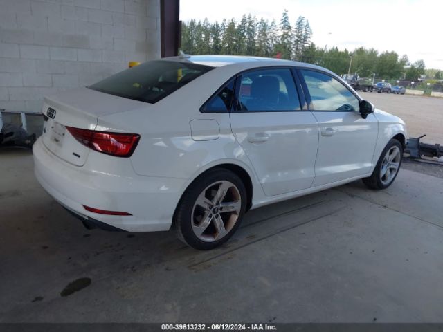 Photo 3 VIN: WAUB8GFF5J1011736 - AUDI A3 