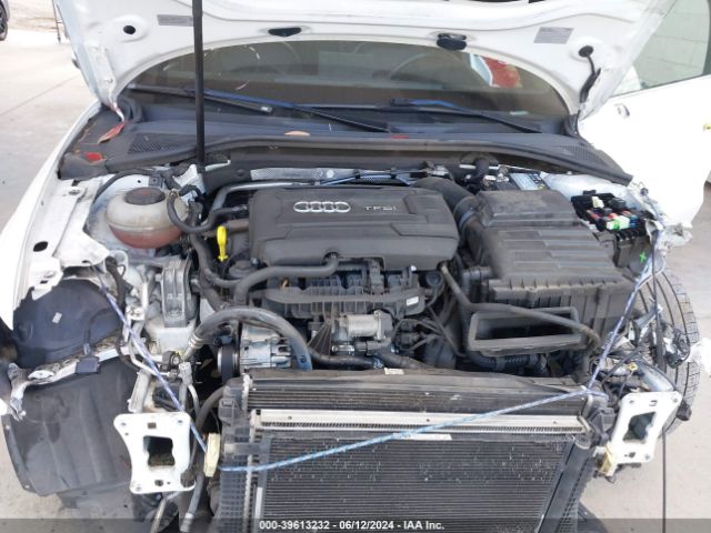 Photo 9 VIN: WAUB8GFF5J1011736 - AUDI A3 