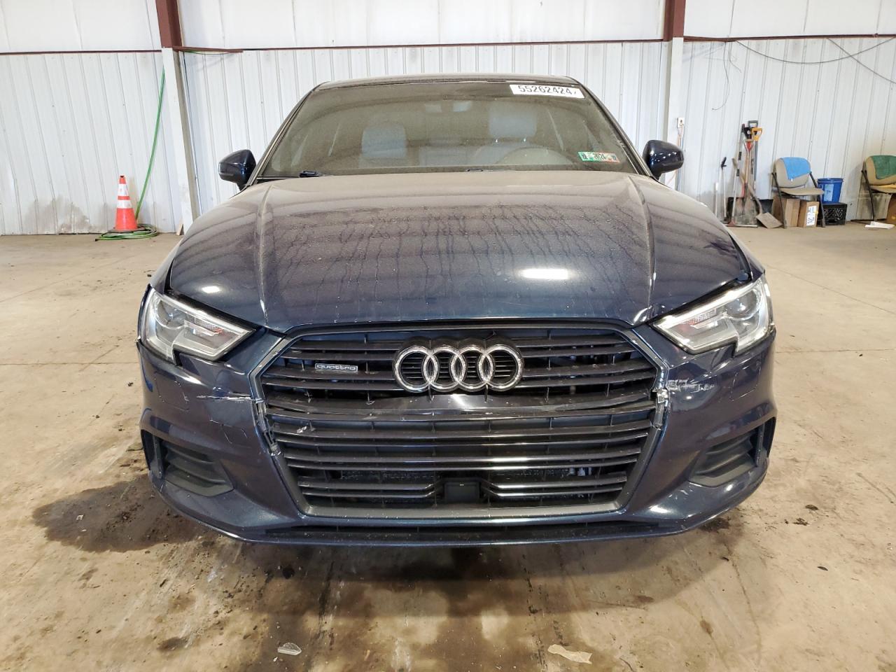 Photo 4 VIN: WAUB8GFF6H1041757 - AUDI A3 