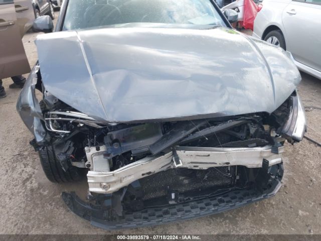 Photo 5 VIN: WAUB8GFF6J1053722 - AUDI A3 