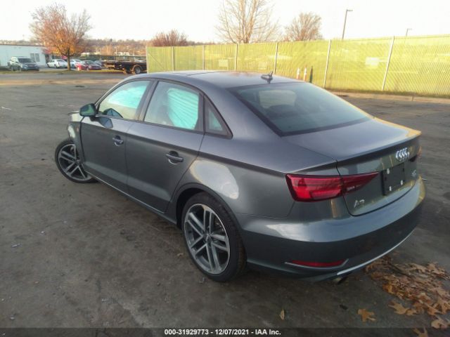 Photo 2 VIN: WAUB8GFF7H1009755 - AUDI A3 