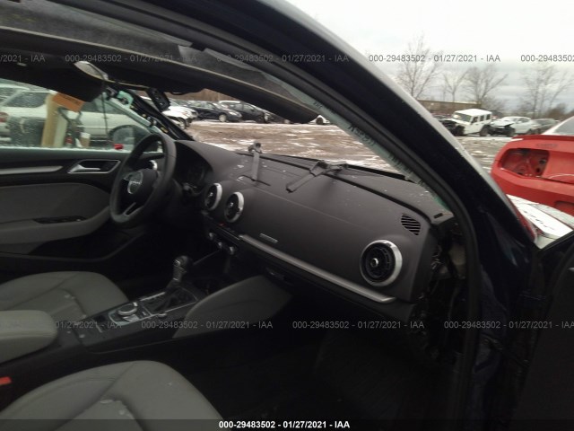 Photo 4 VIN: WAUB8GFF7H1025471 - AUDI A3 