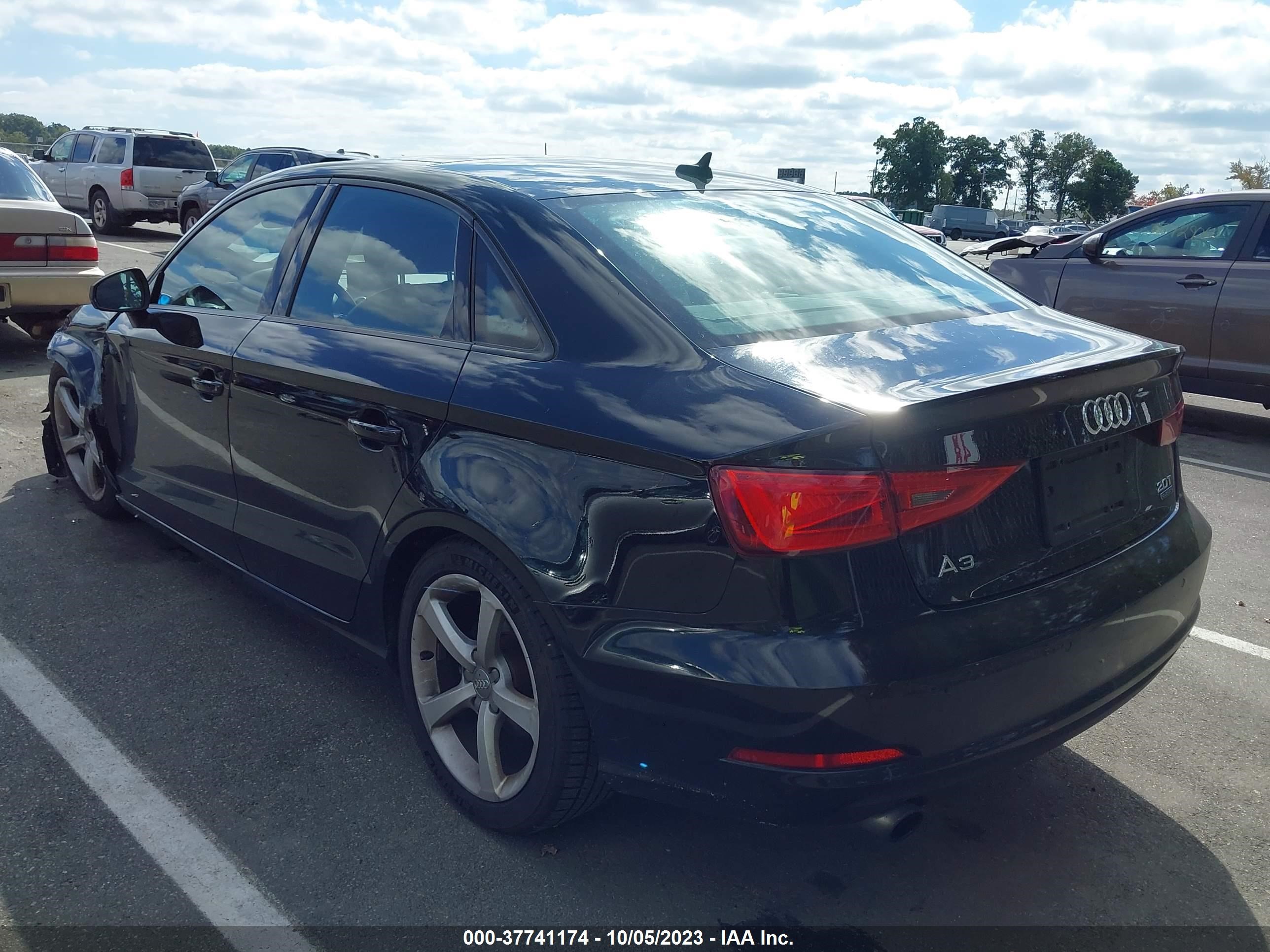 Photo 2 VIN: WAUB8GFF8G1018771 - AUDI A3 