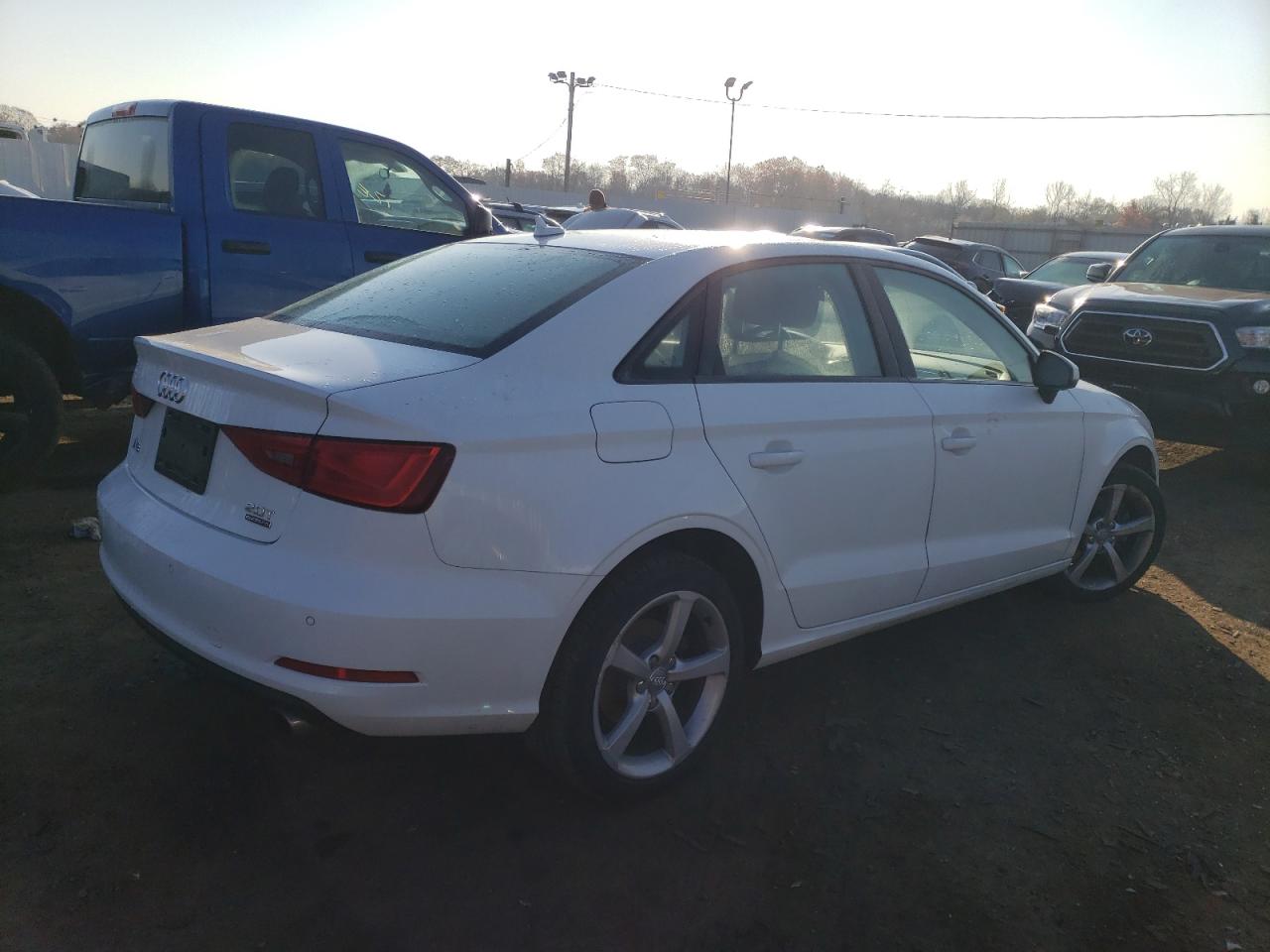 Photo 2 VIN: WAUB8GFF8G1036588 - AUDI A3 