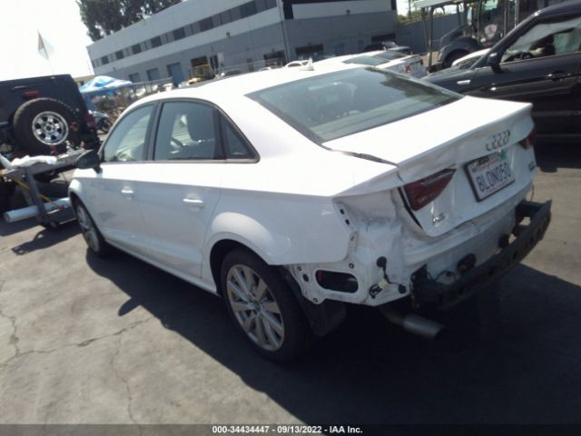 Photo 2 VIN: WAUB8GFF9H1024435 - AUDI A3 SEDAN 