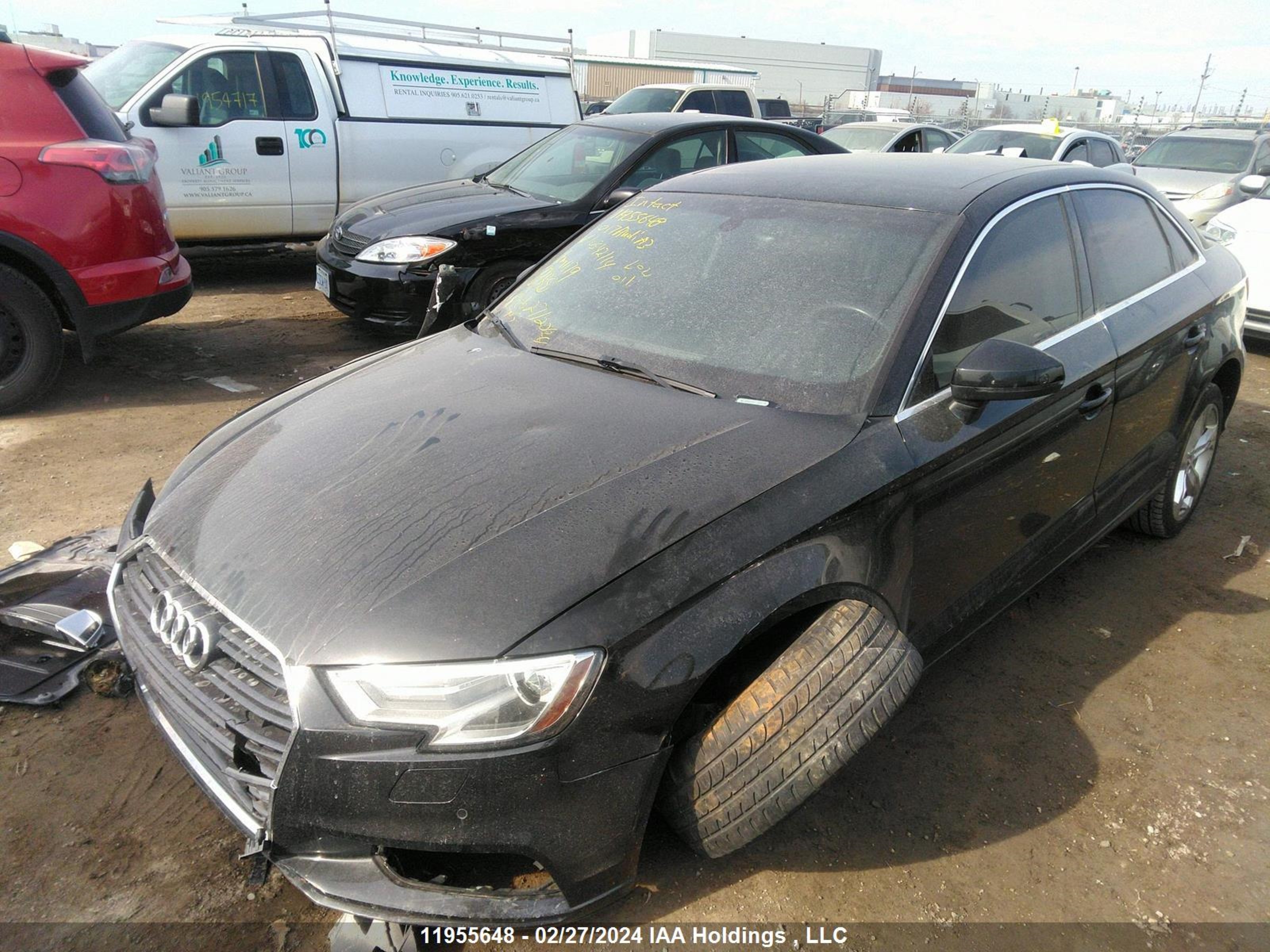 Photo 1 VIN: WAUB8GFFXH1034214 - AUDI A3 