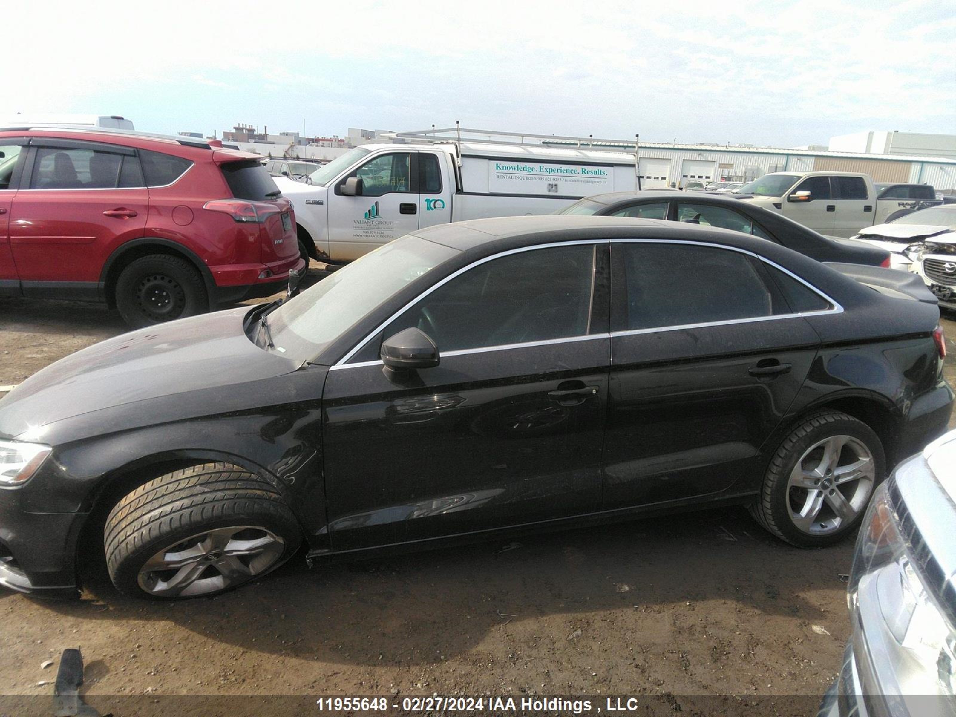 Photo 14 VIN: WAUB8GFFXH1034214 - AUDI A3 