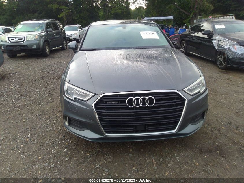 Photo 11 VIN: WAUB8GFFXJ1020111 - AUDI A3 