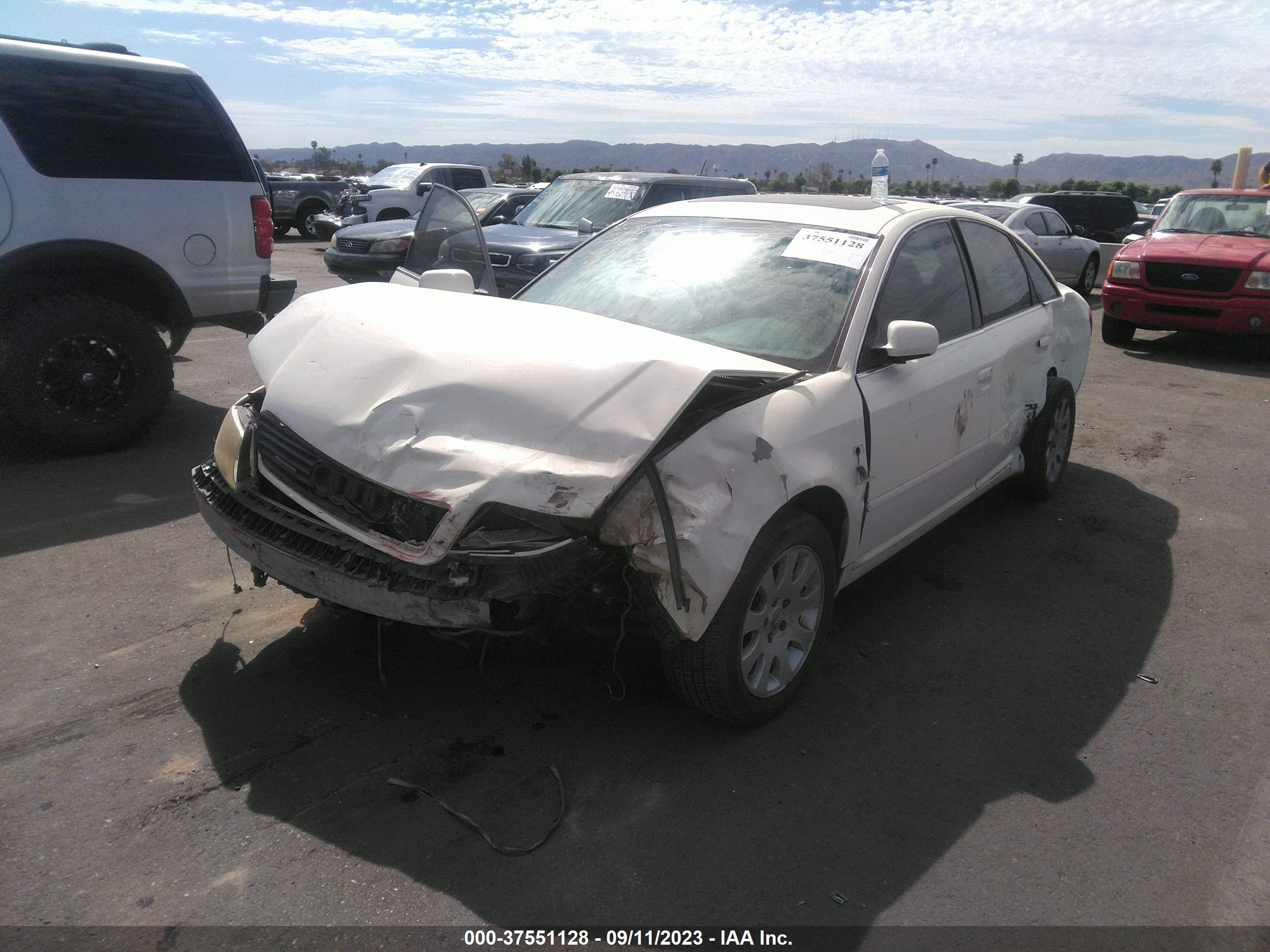 Photo 1 VIN: WAUBA34B7XN114347 - AUDI A6 