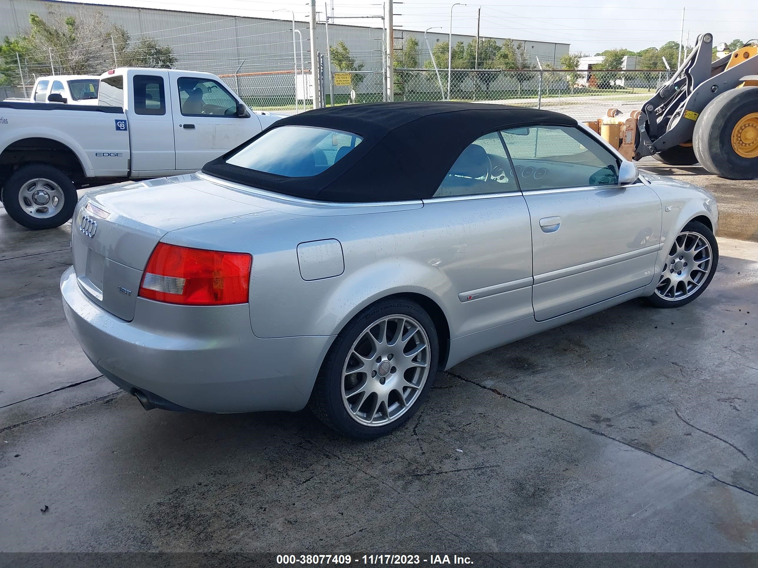 Photo 3 VIN: WAUBC48H75K019851 - AUDI A4 