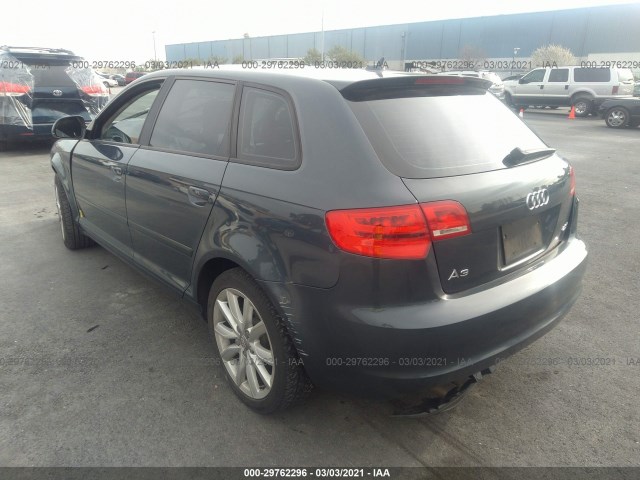 Photo 2 VIN: WAUBEAFM2AA113581 - AUDI A3 