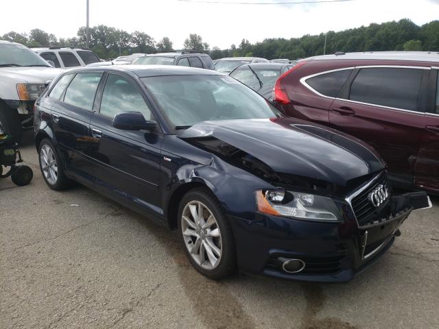 Photo 0 VIN: WAUBEAFM4CA158069 - AUDI A3 PREMIUM 