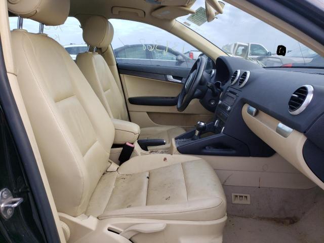 Photo 4 VIN: WAUBEAFM6CA137255 - AUDI A3 PREMIUM 