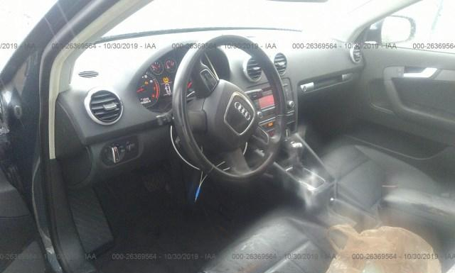 Photo 4 VIN: WAUBEAFM7DA005669 - AUDI A3 