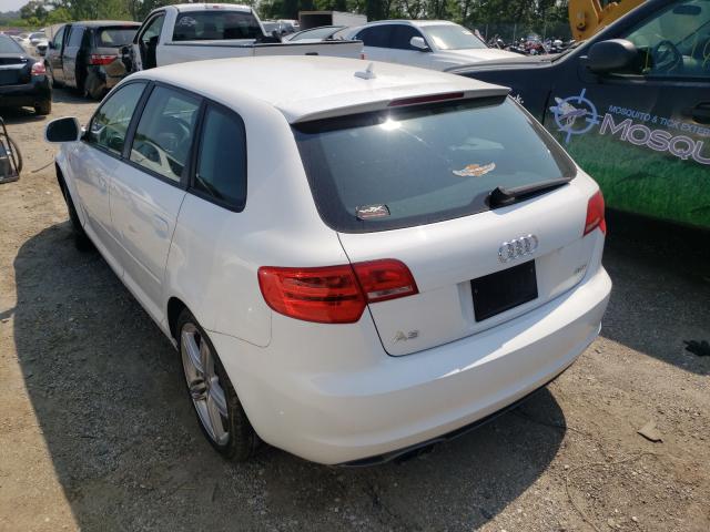 Photo 2 VIN: WAUBEAFM9AA148750 - AUDI A3 PREMIUM 