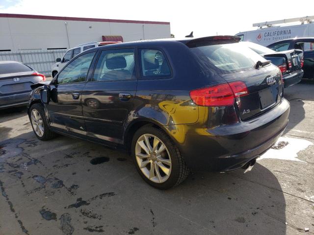 Photo 1 VIN: WAUBEAFM9CA107585 - AUDI A3 