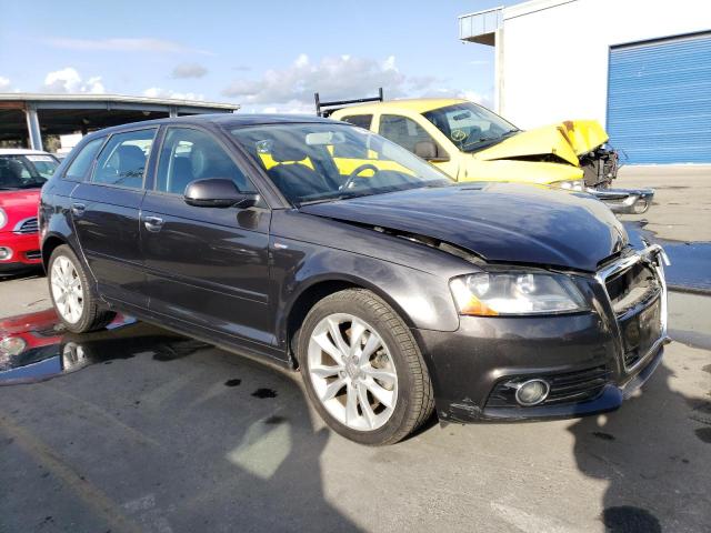 Photo 3 VIN: WAUBEAFM9CA107585 - AUDI A3 