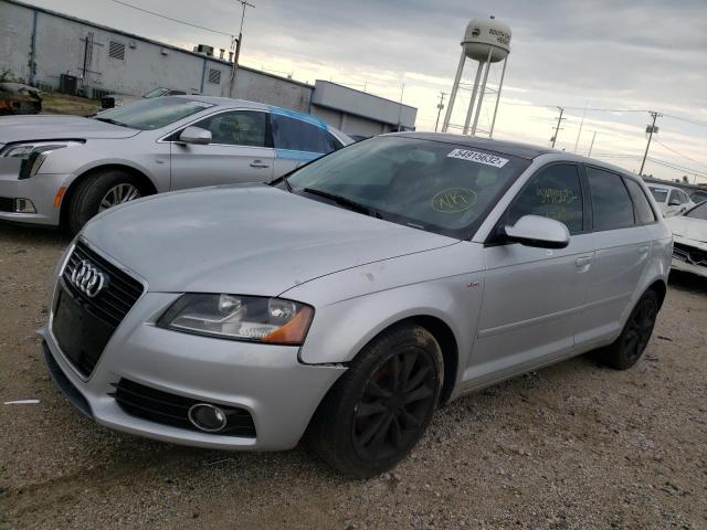 Photo 1 VIN: WAUBEAFM9DA006046 - AUDI A3 PREMIUM 