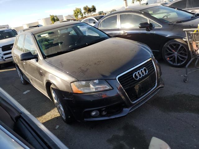 Photo 3 VIN: WAUBEAFMXCA104842 - AUDI A3 