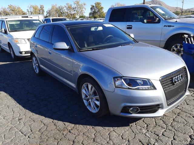 Photo 0 VIN: WAUBEAFMXCA107045 - AUDI A3 PREMIUM 