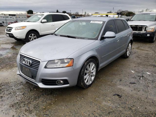 Photo 1 VIN: WAUBEBFM8AA113011 - AUDI A3 