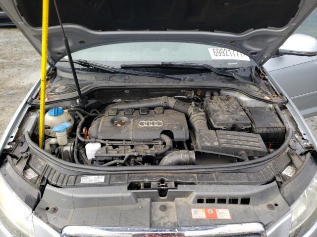 Photo 6 VIN: WAUBEBFM8AA113011 - AUDI A3 