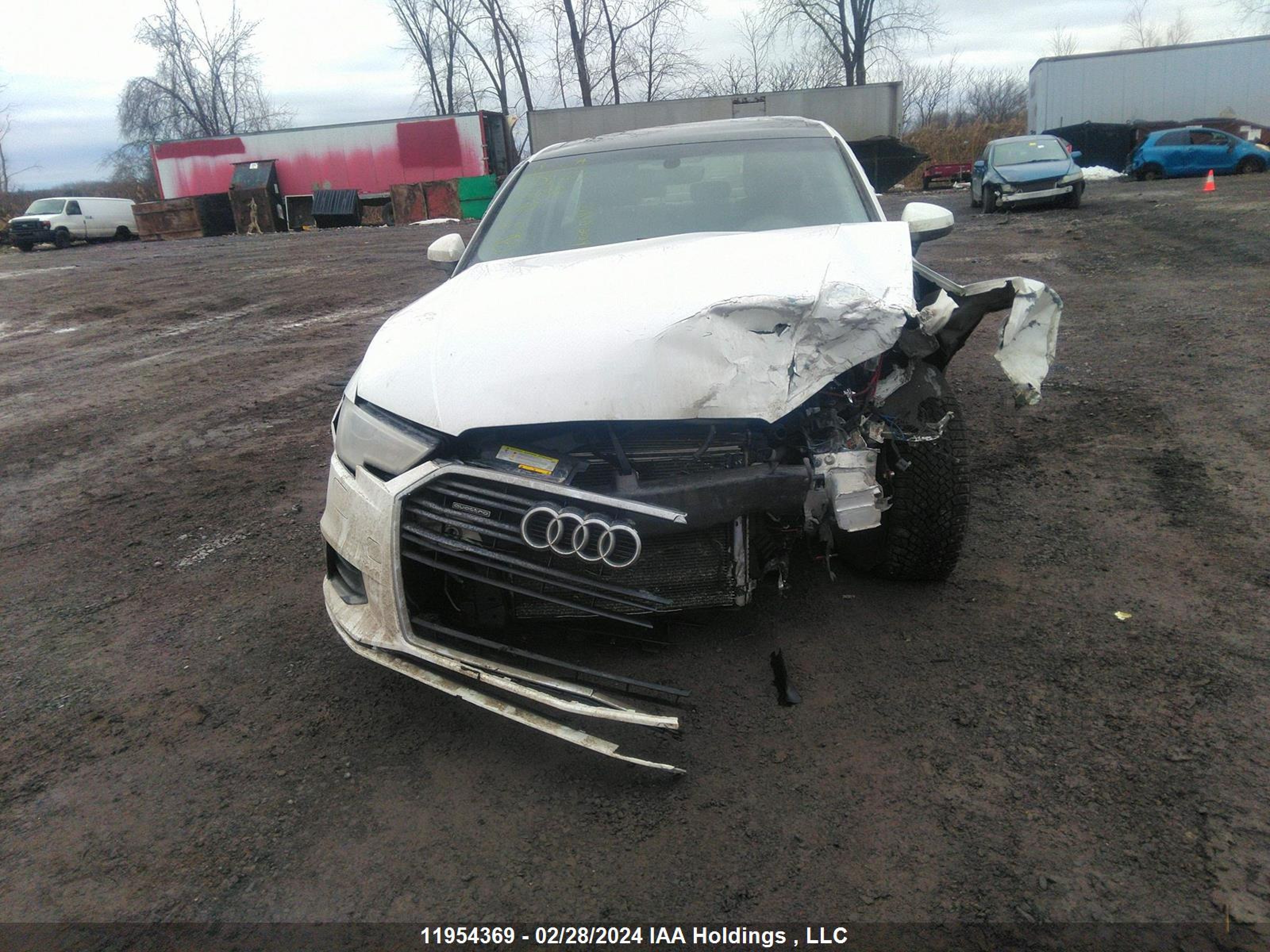 Photo 12 VIN: WAUBEGFF0K1024548 - AUDI A3 