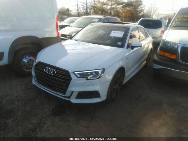 Photo 1 VIN: WAUBEGFF3LA050580 - AUDI A3 