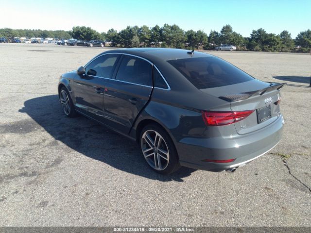 Photo 2 VIN: WAUBEGFF4KA125429 - AUDI A3 SEDAN 