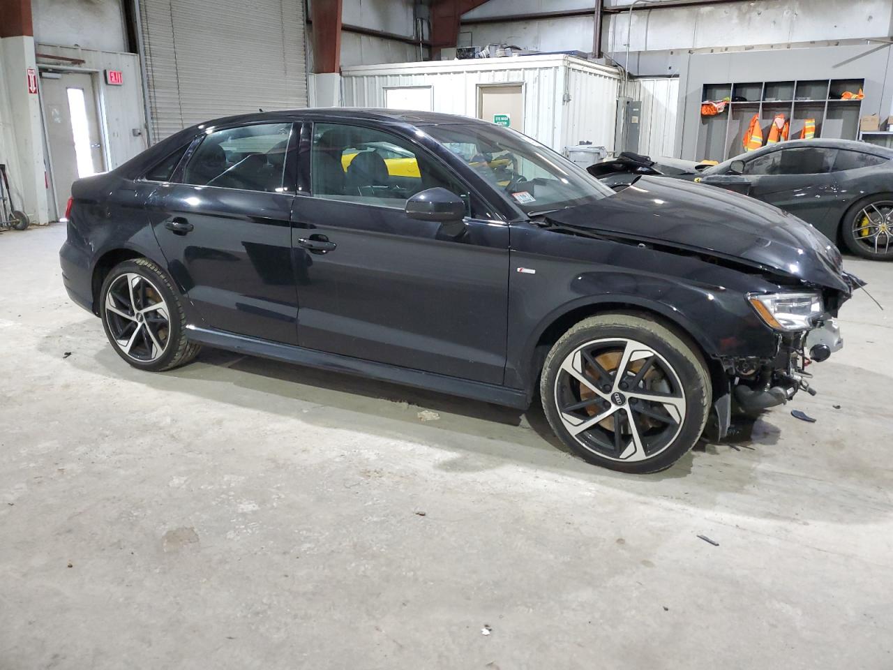 Photo 3 VIN: WAUBEGFF5LA098713 - AUDI A3 