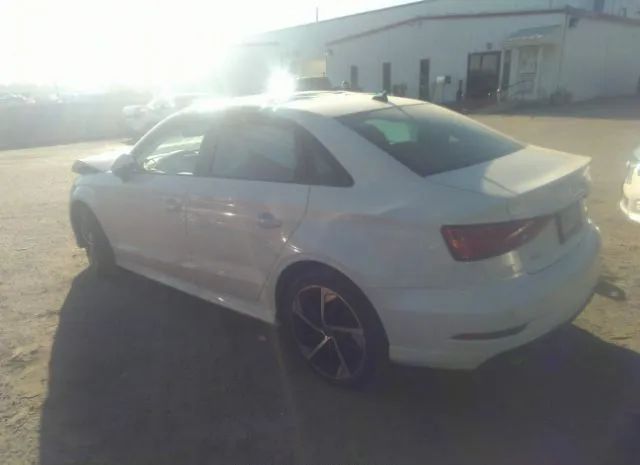 Photo 2 VIN: WAUBEGFF5LA100279 - AUDI A3 SEDAN 