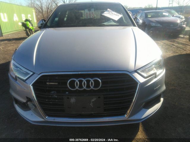 Photo 5 VIN: WAUBEGFF6KA113038 - AUDI A3 