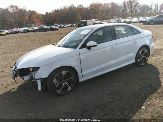 Photo 1 VIN: WAUBEGFF9LA071563 - AUDI A3 