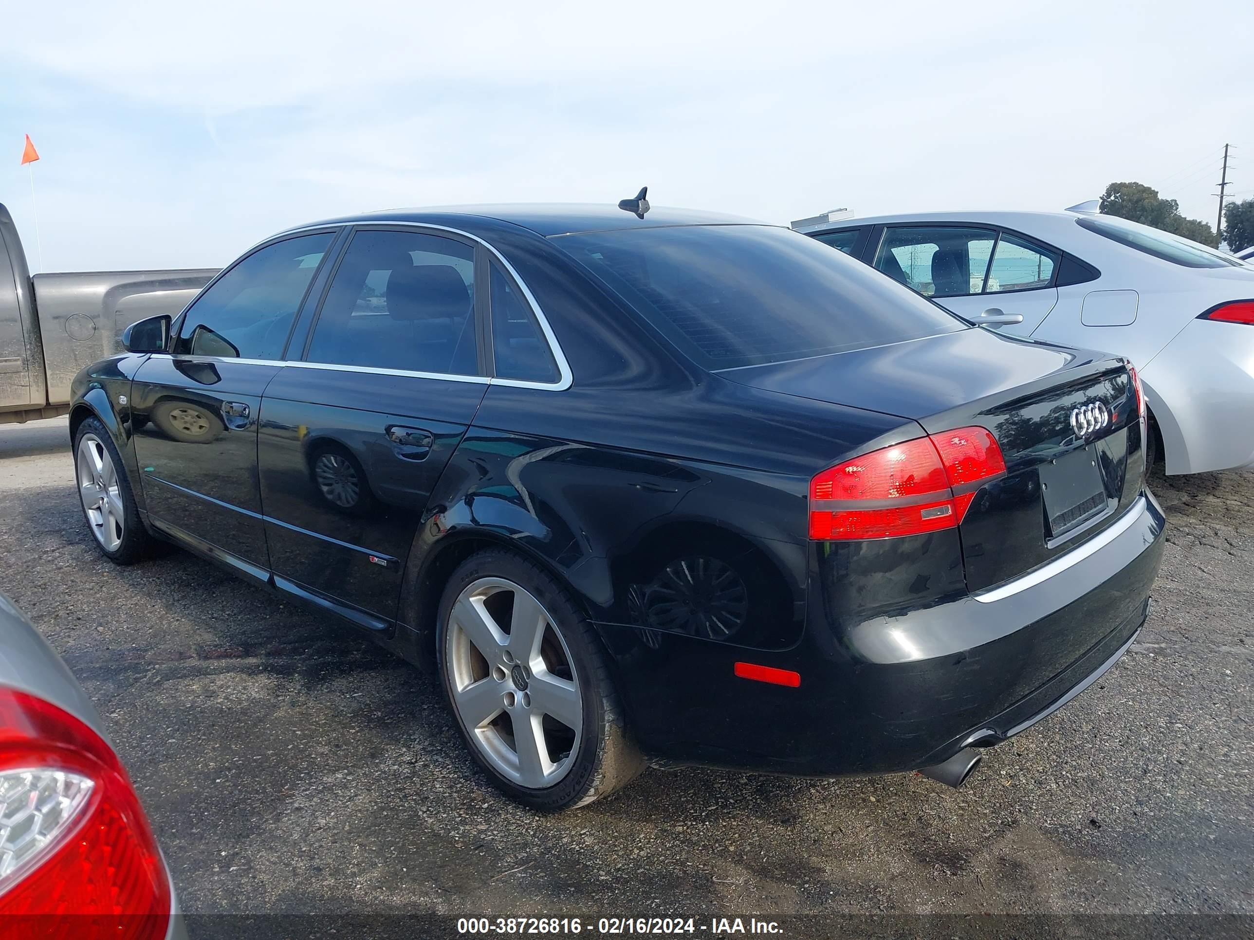 Photo 2 VIN: WAUBF78E87A227549 - AUDI A4 