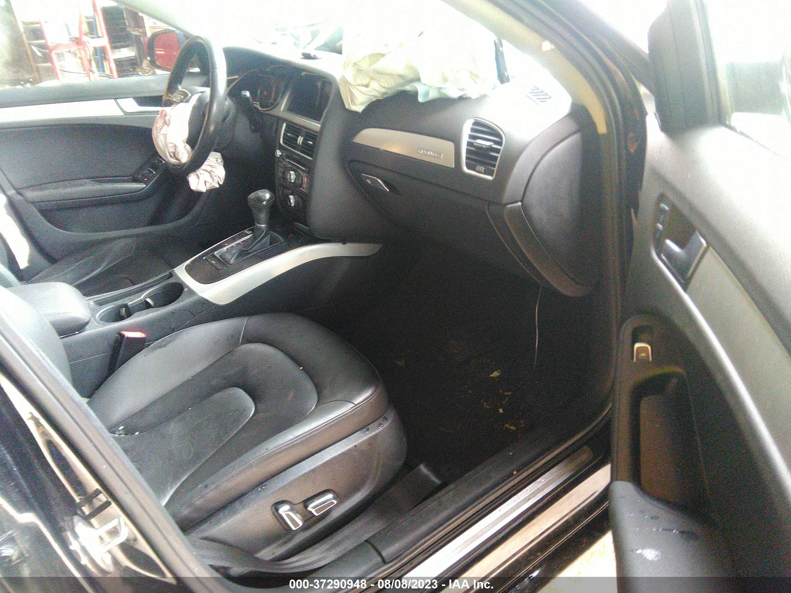 Photo 4 VIN: WAUBFAFL0EA065251 - AUDI A4 