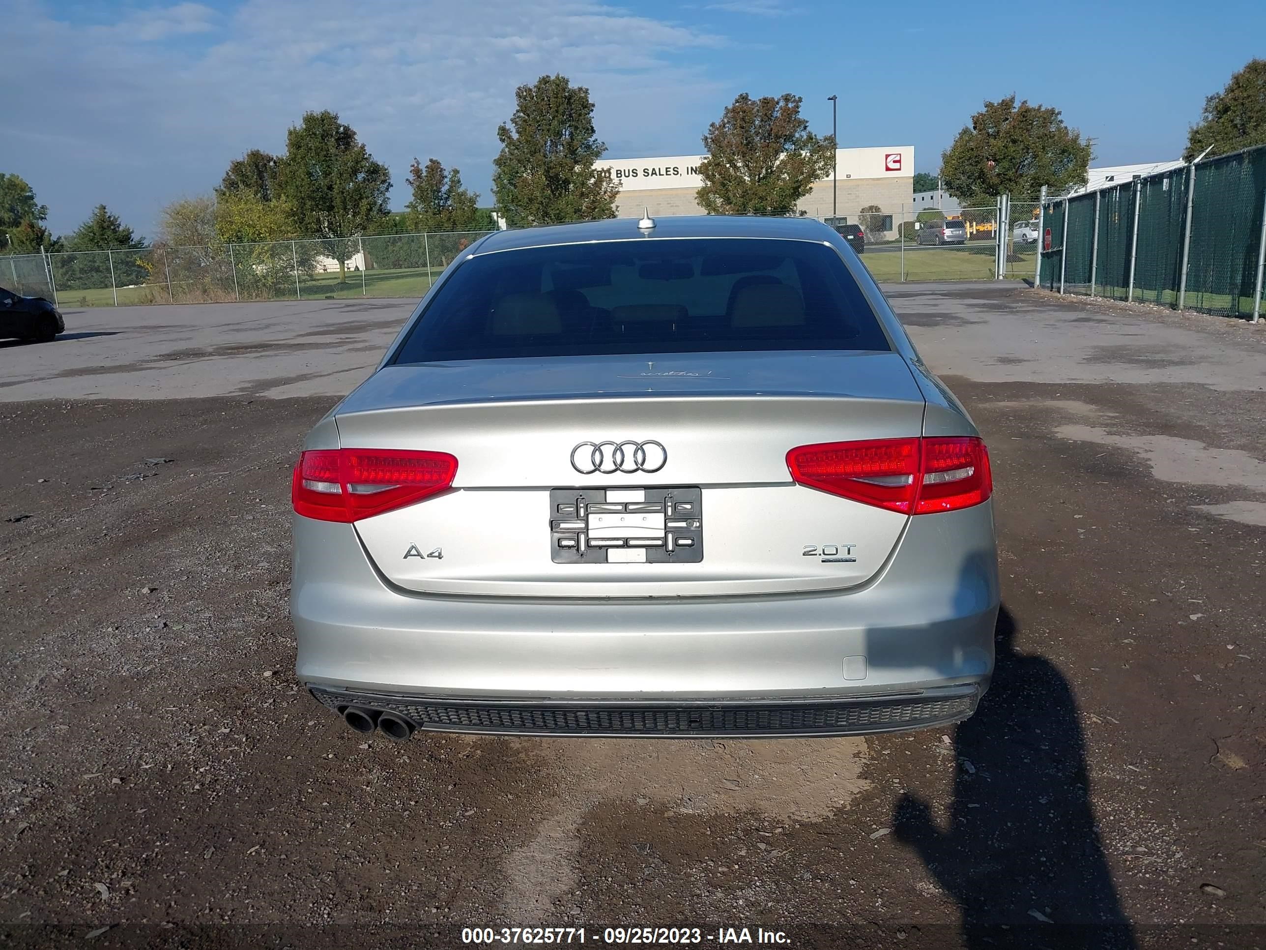 Photo 15 VIN: WAUBFAFL2EN020384 - AUDI A4 