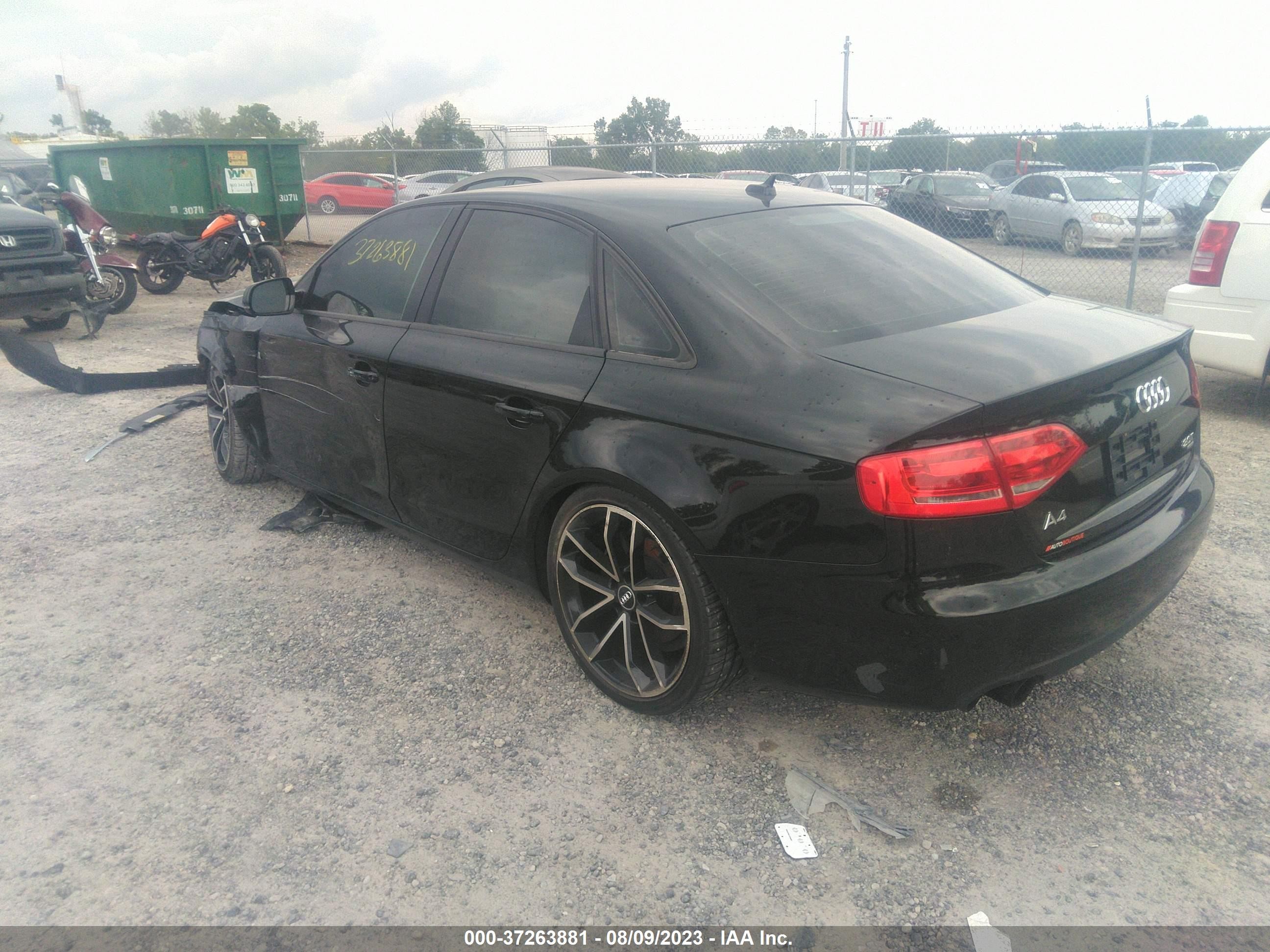 Photo 2 VIN: WAUBFAFL3BN026562 - AUDI A4 