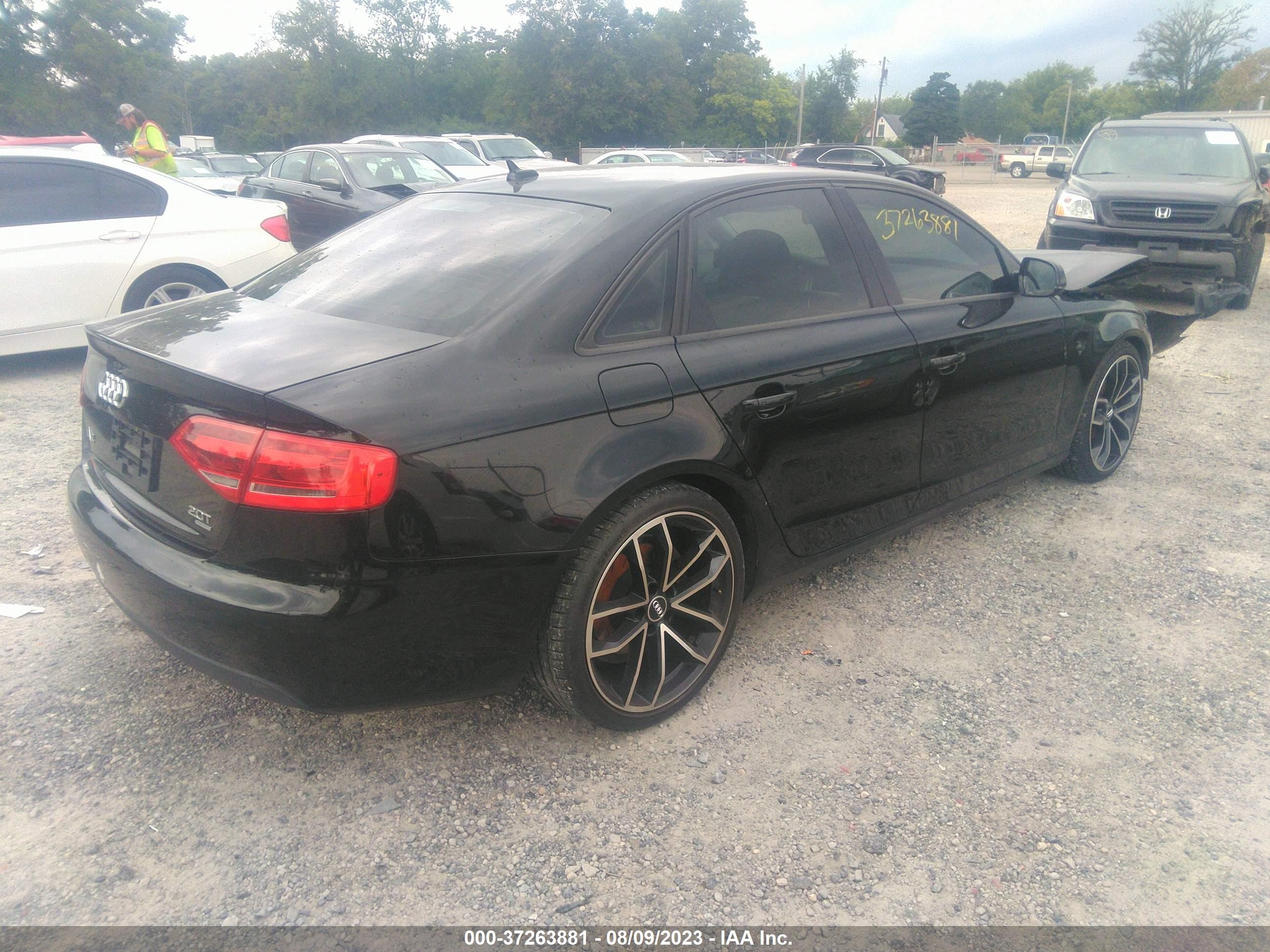 Photo 3 VIN: WAUBFAFL3BN026562 - AUDI A4 