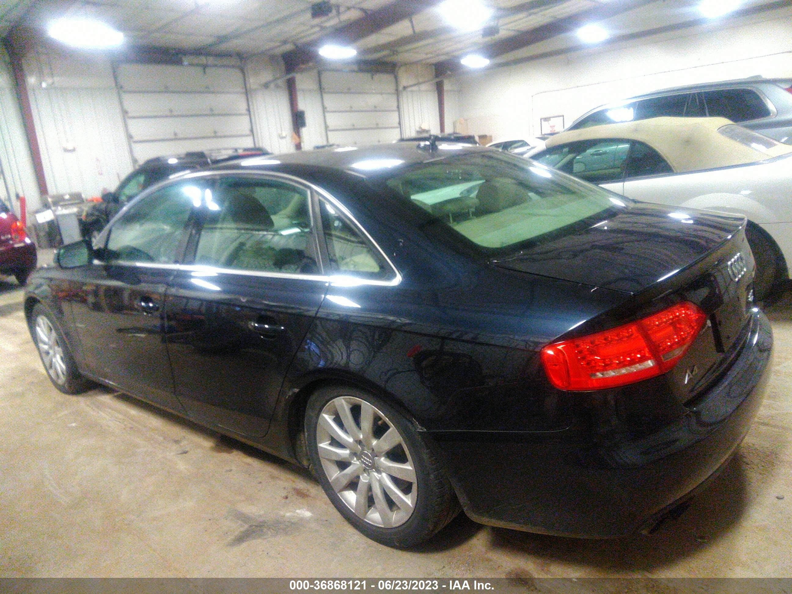 Photo 13 VIN: WAUBFAFL4CN007276 - AUDI A4 