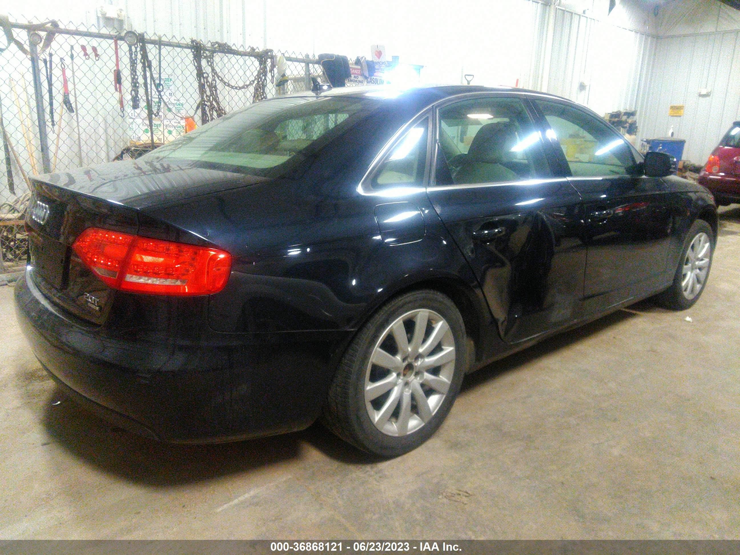 Photo 3 VIN: WAUBFAFL4CN007276 - AUDI A4 