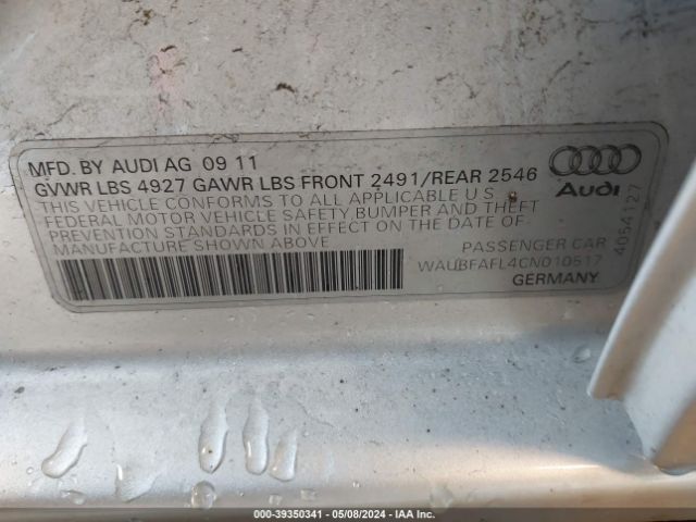 Photo 8 VIN: WAUBFAFL4CN010517 - AUDI A4 