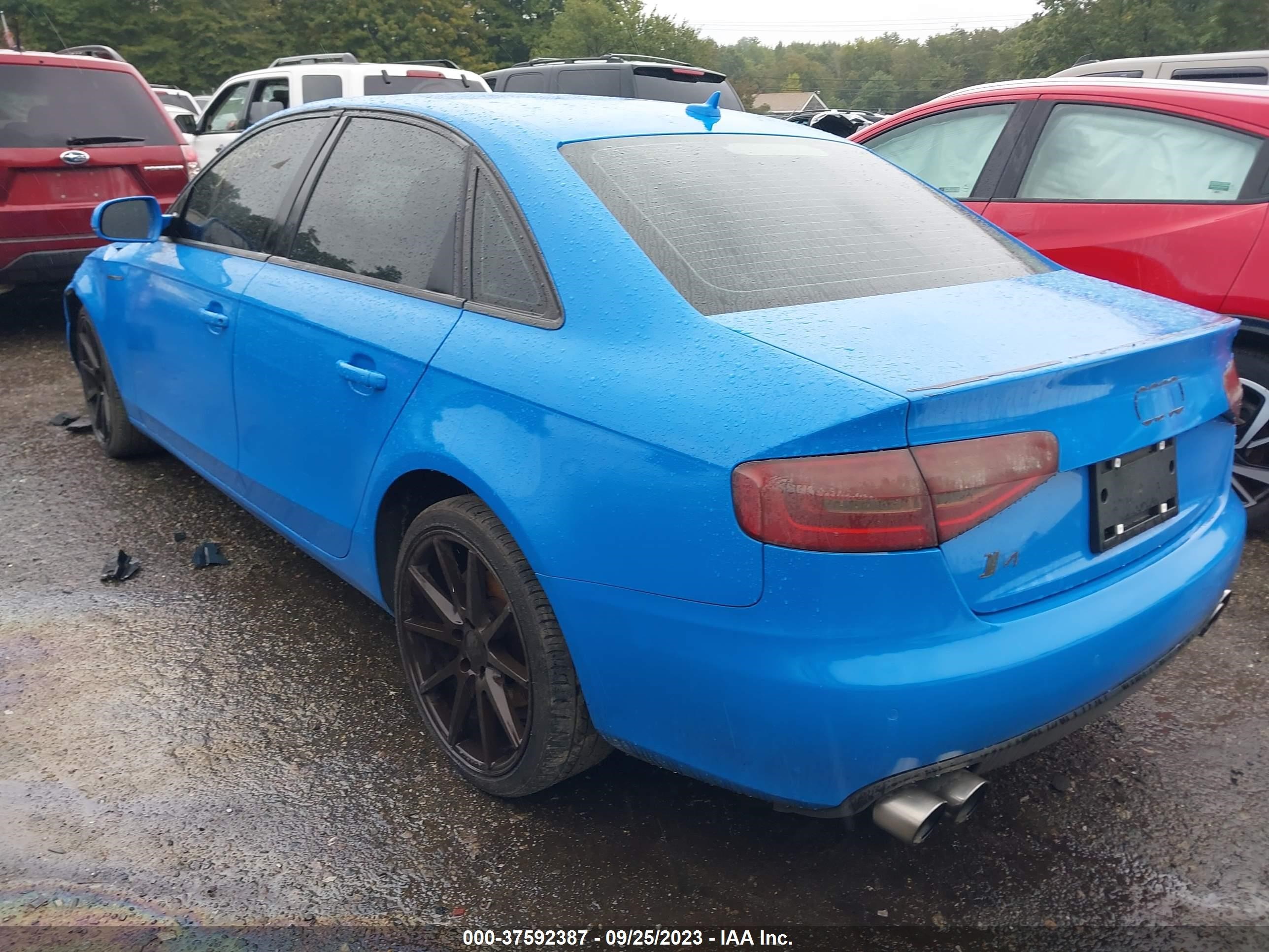 Photo 2 VIN: WAUBFAFL4EN002971 - AUDI A4 