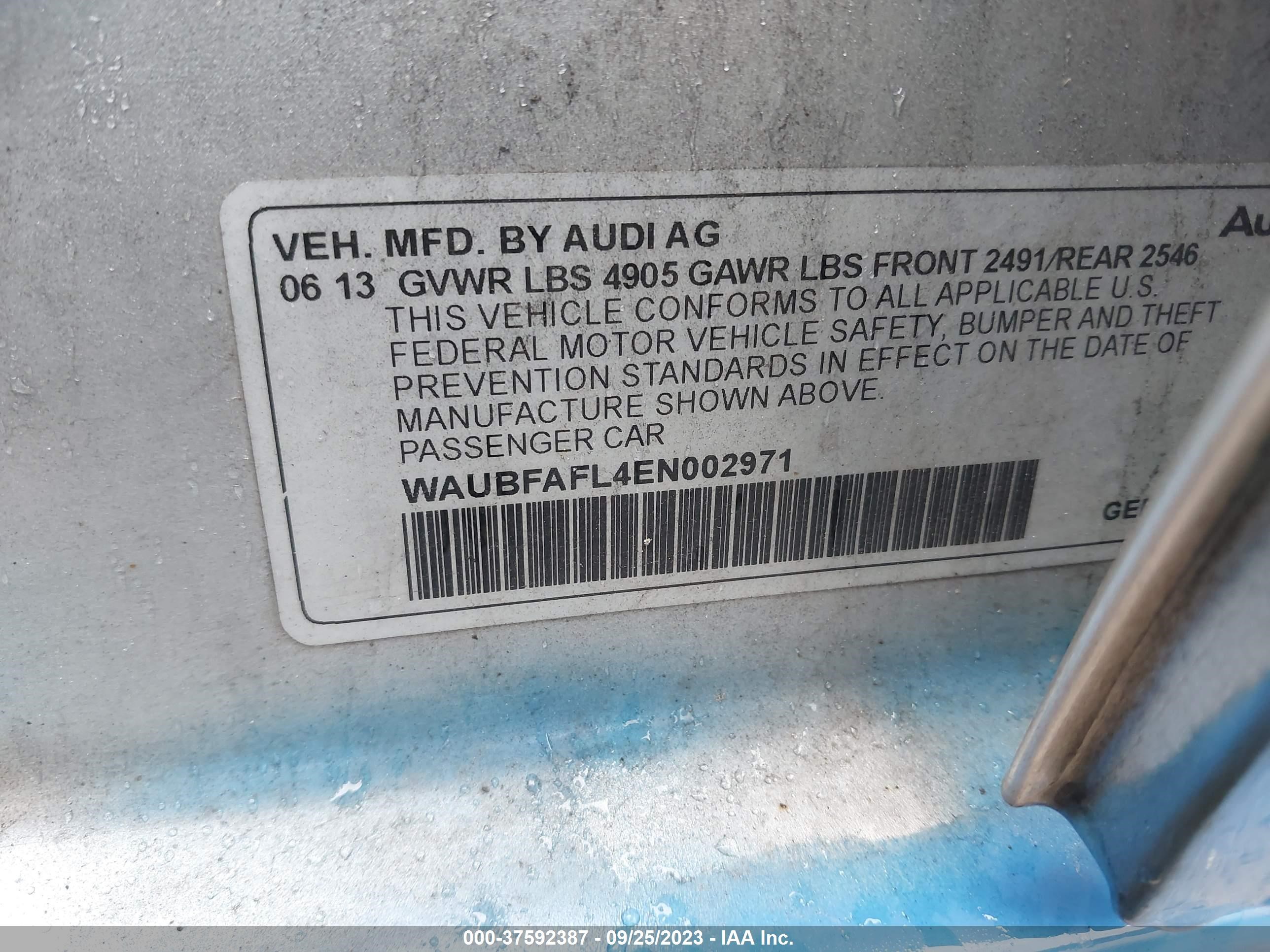 Photo 8 VIN: WAUBFAFL4EN002971 - AUDI A4 