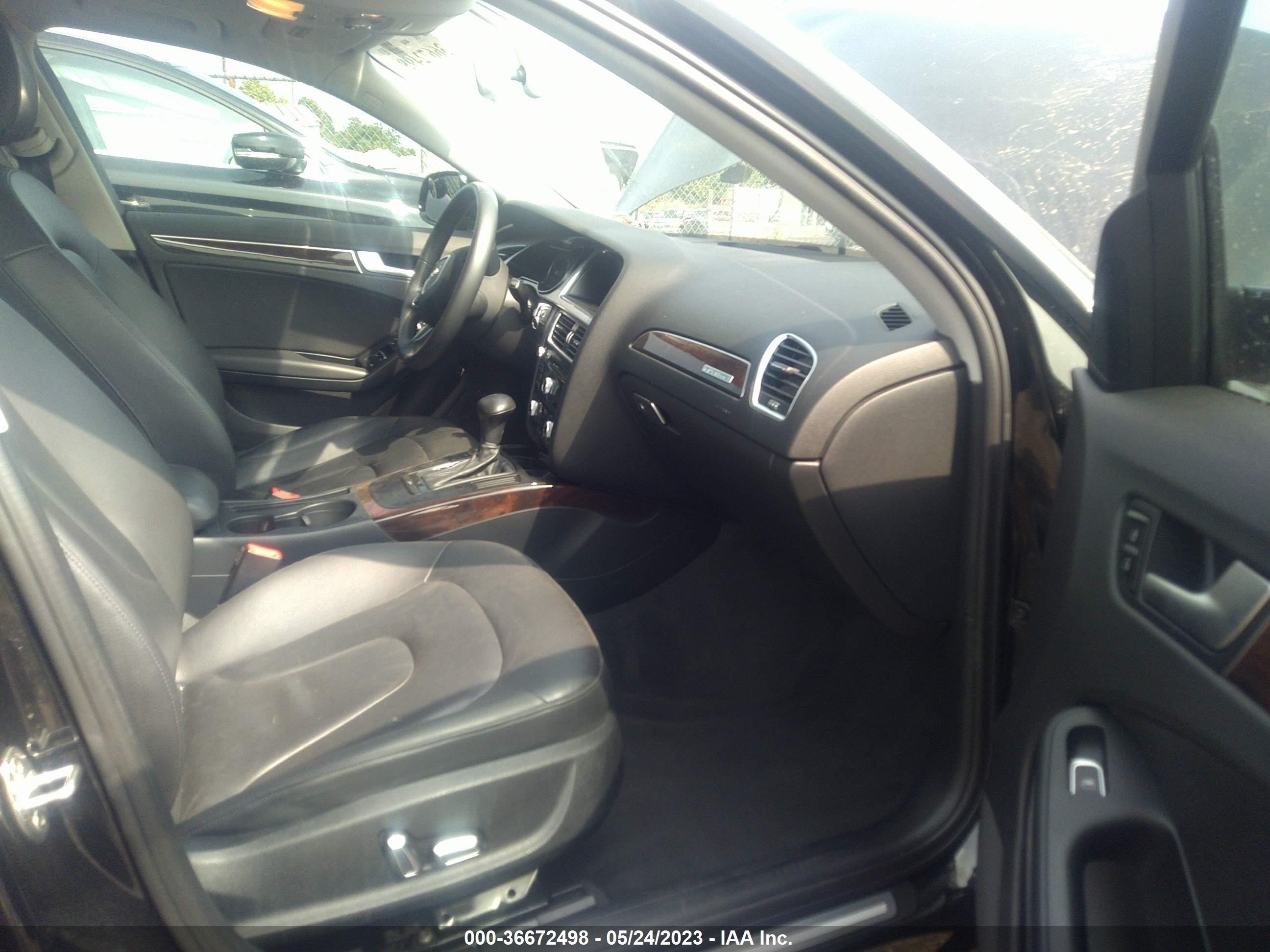 Photo 4 VIN: WAUBFAFL7FN040471 - AUDI A4 