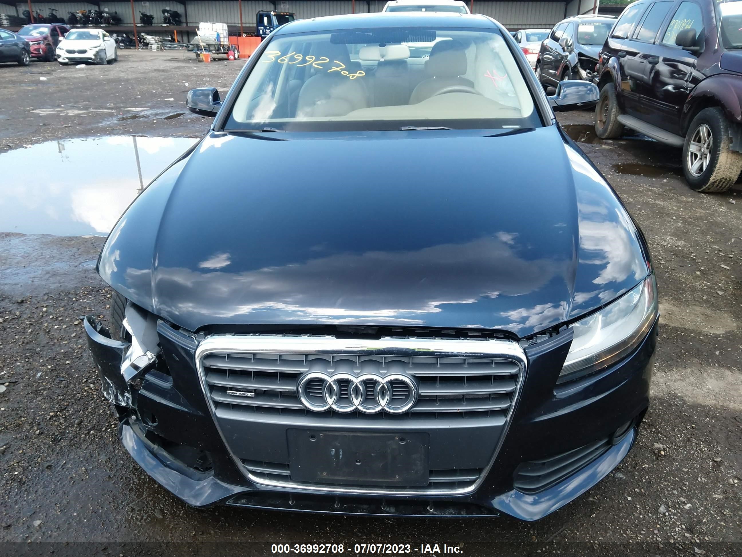 Photo 11 VIN: WAUBFAFL8AN009450 - AUDI A4 