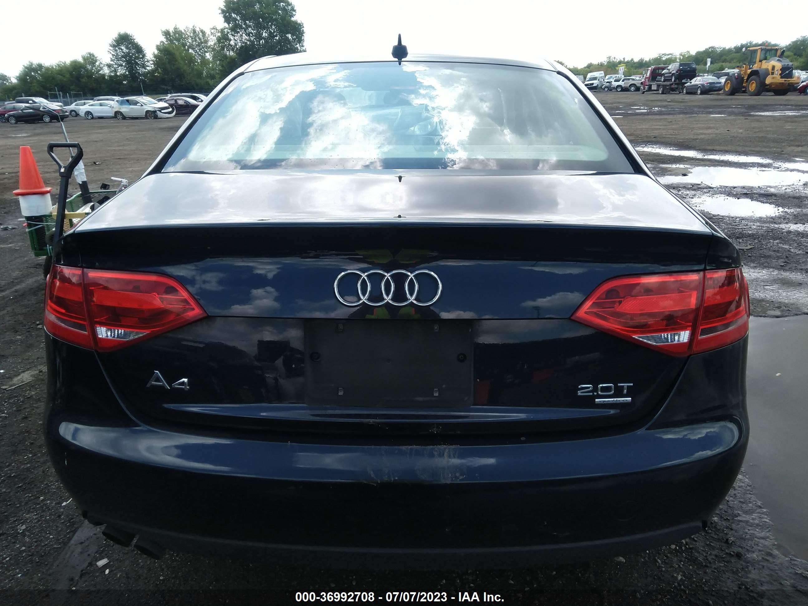 Photo 15 VIN: WAUBFAFL8AN009450 - AUDI A4 